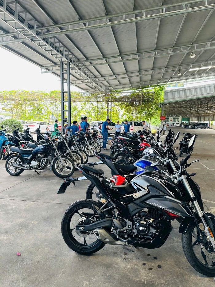 truong-dao-tao-lai-xe-tien-bo (1)