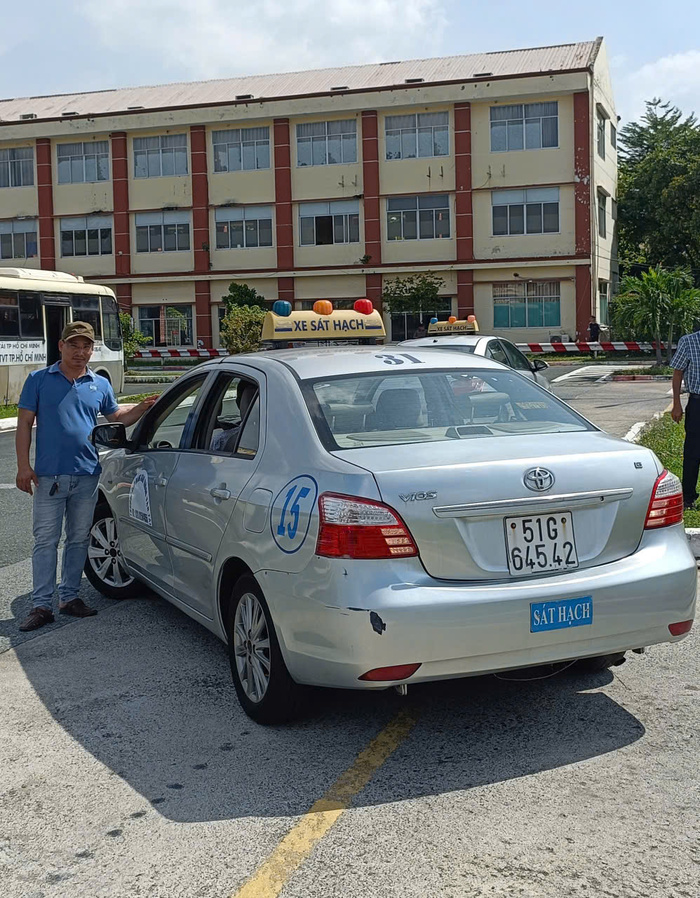 truong-dao-tao-lai-xe-tien-bo (4)